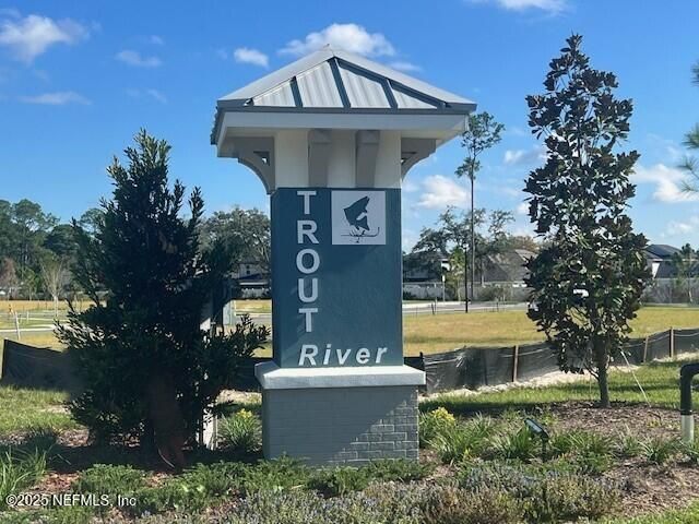 5877 VICTORIA CREEK Lane, Jacksonville, FL 32219