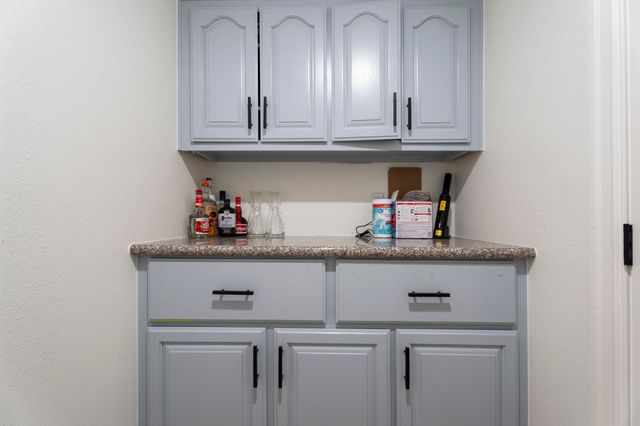 1308 Park Place, Grove, OK 74344