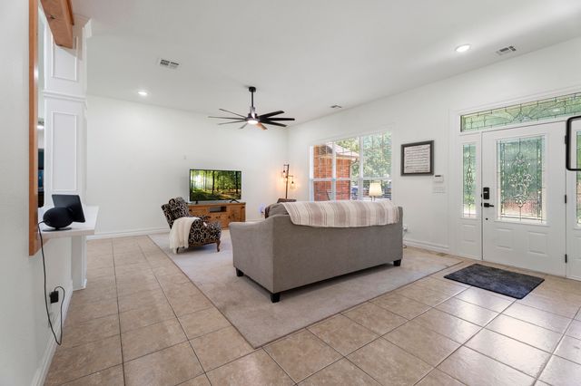 1308 Park Place, Grove, OK 74344