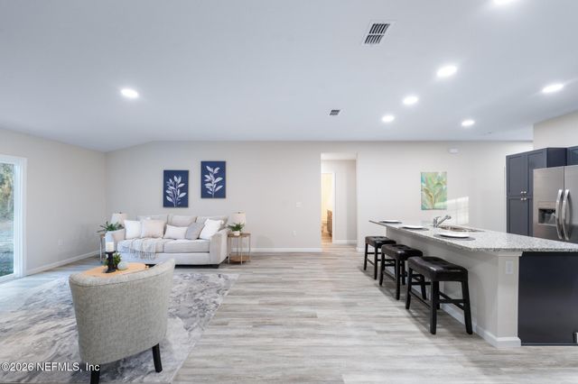 7581 DOVE Road, Jacksonville, FL 32219