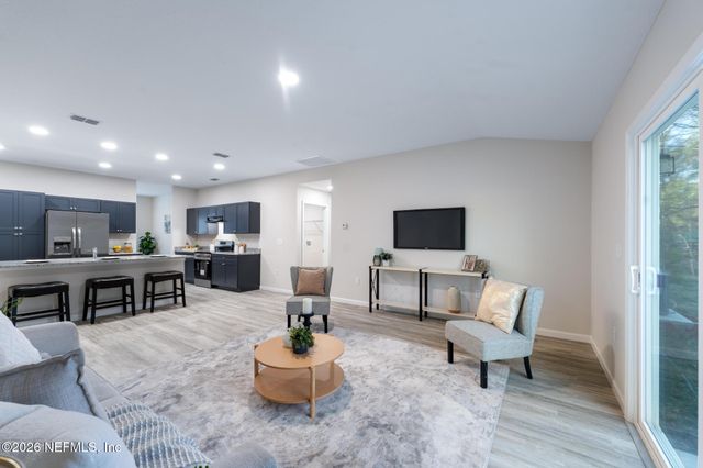 7581 DOVE Road, Jacksonville, FL 32219