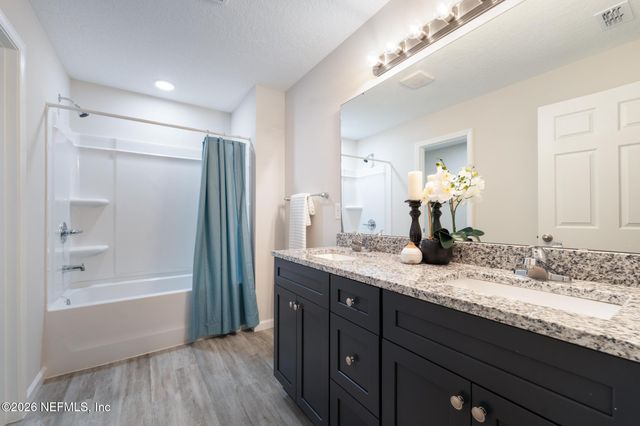 7581 DOVE Road, Jacksonville, FL 32219