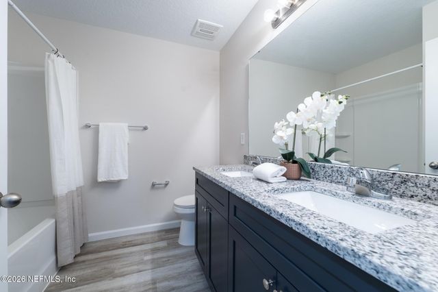 7581 DOVE Road, Jacksonville, FL 32219