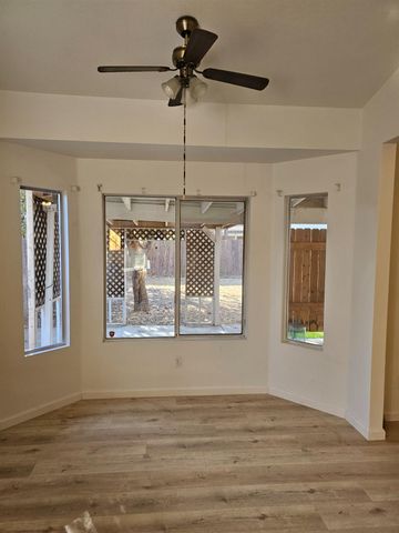 863 El Monte Ct, Los Banos, CA 93635