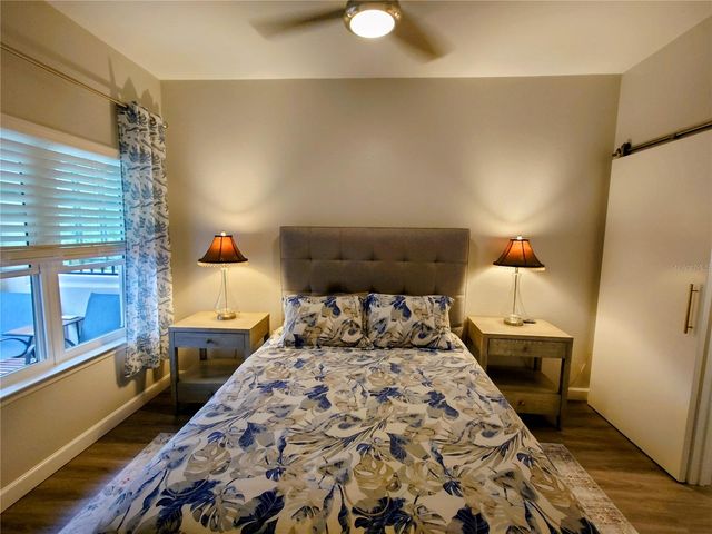 200 4TH AVENUE S 130, St Petersburg, FL 33701