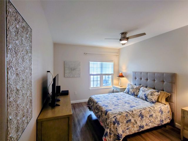 200 4TH AVENUE S 130, St Petersburg, FL 33701