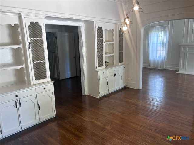 1307 N Main Street, Temple, TX 76501