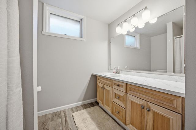 2504 18th Street S, Moorhead, MN 56560