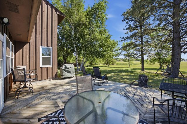 2504 18th Street S, Moorhead, MN 56560