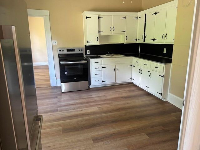 216 College ST, Martinsville, VA 24112