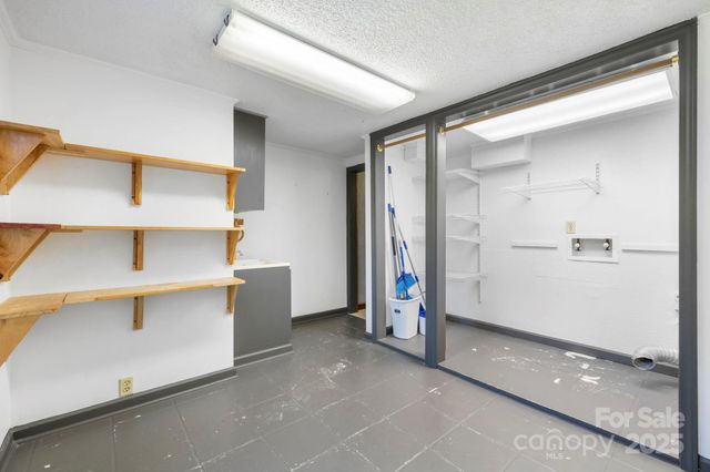 820 Peacehaven Place NW, Lenoir, NC 28645