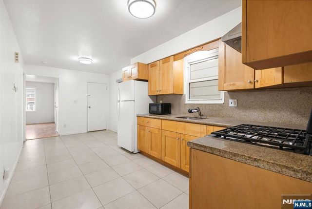 133 Sussex Street, Harrison, NJ 07029