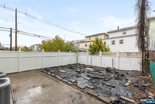 133 Sussex Street, Harrison, NJ 07029