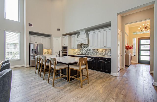 2332 Shallow Creek Lane, Friendswood, TX 77546