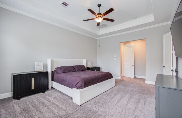 2332 Shallow Creek Lane, Friendswood, TX 77546
