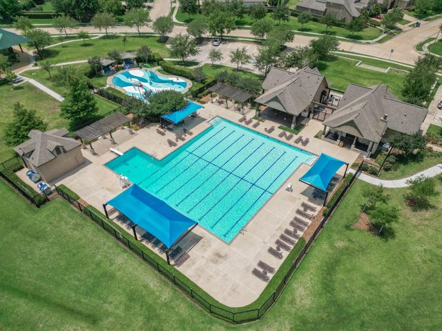 2332 Shallow Creek Lane, Friendswood, TX 77546