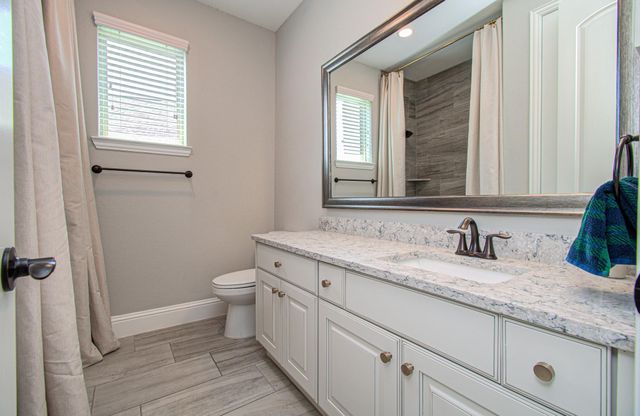 2332 Shallow Creek Lane, Friendswood, TX 77546