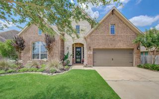 2332 Shallow Creek Lane, Friendswood, TX 77546