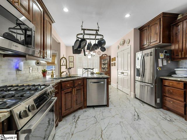 560 Chattooga Road, Roebuck, SC 29376