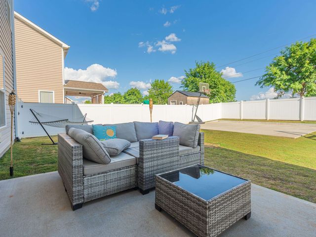859 Ingleside Way, Duncan, SC 29334