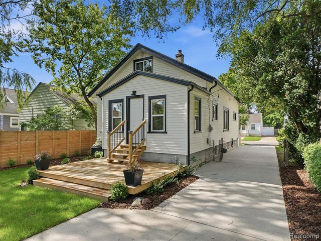 480 Ardmore Drive, Ferndale, MI 48220
