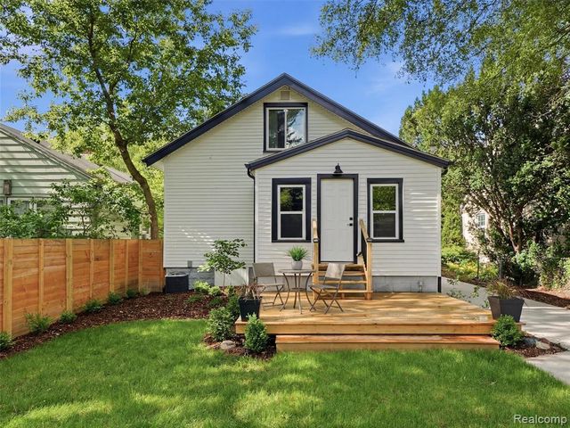 480 Ardmore Drive, Ferndale, MI 48220