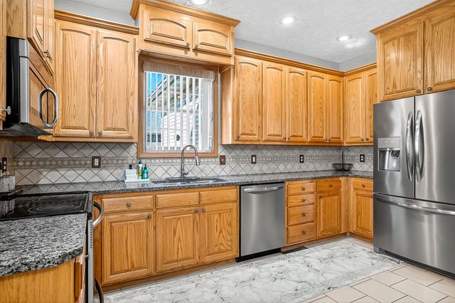 1100 Chicory Lane, Aurora, MO 65605