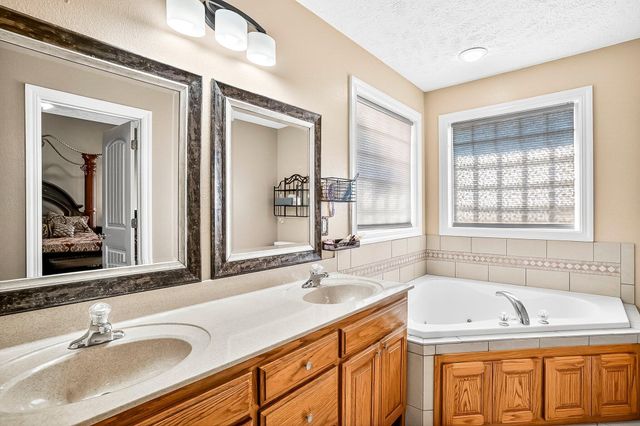 1100 Chicory Lane, Aurora, MO 65605