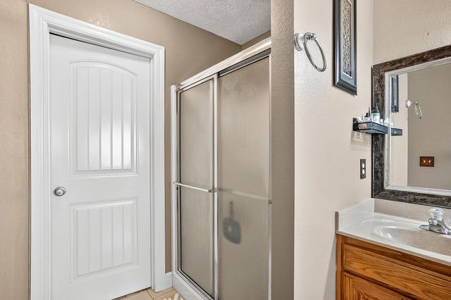 1100 Chicory Lane, Aurora, MO 65605