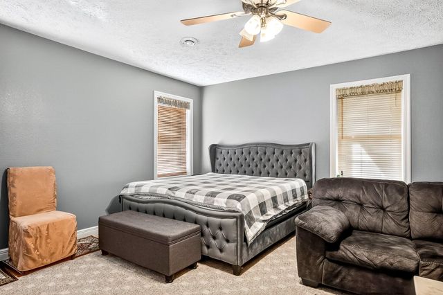 1100 Chicory Lane, Aurora, MO 65605