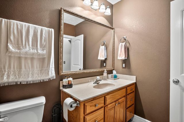 1100 Chicory Lane, Aurora, MO 65605