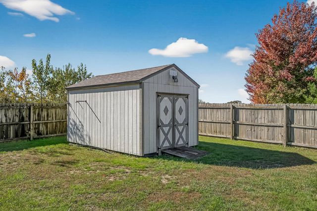 1100 Chicory Lane, Aurora, MO 65605