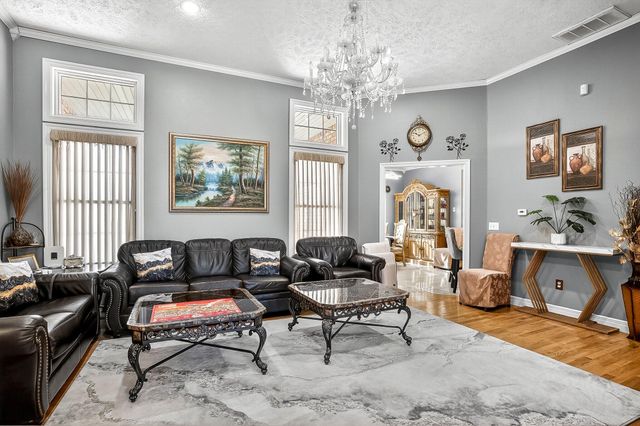 1100 Chicory Lane, Aurora, MO 65605