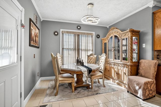 1100 Chicory Lane, Aurora, MO 65605