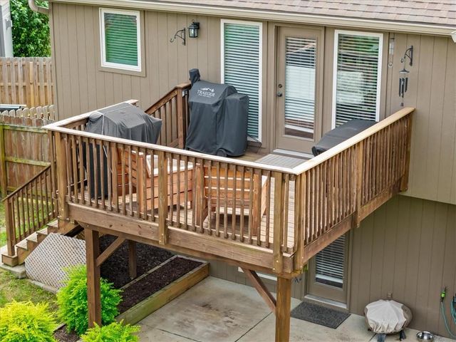 904 NW 110th Terrace, Kansas City, MO 64155