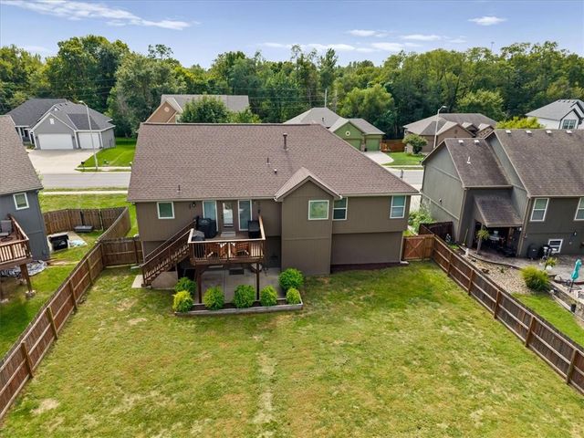 904 NW 110th Terrace, Kansas City, MO 64155