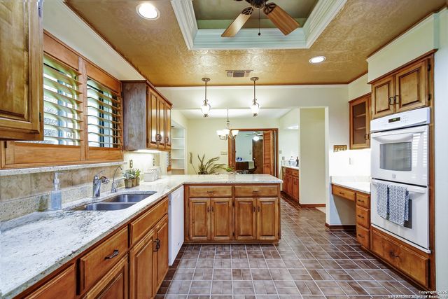 13423 Vista Bonita, San Antonio, TX 78216