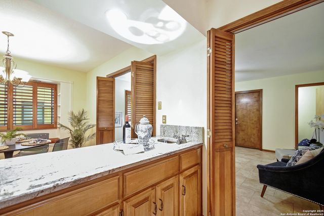 13423 Vista Bonita, San Antonio, TX 78216