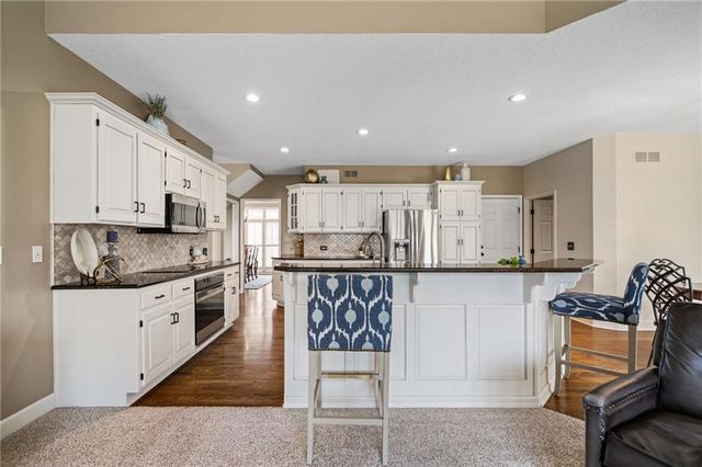 13129 W 128 Street, Overland Park, KS 66213