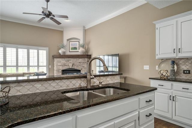 13129 W 128 Street, Overland Park, KS 66213