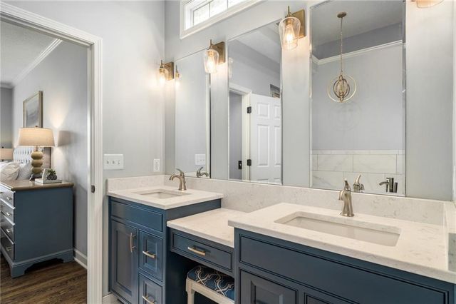 13129 W 128 Street, Overland Park, KS 66213