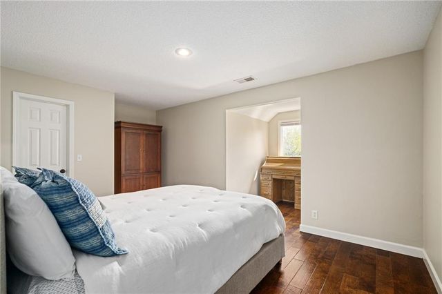 13129 W 128 Street, Overland Park, KS 66213