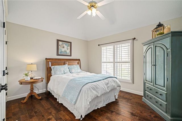 13129 W 128 Street, Overland Park, KS 66213