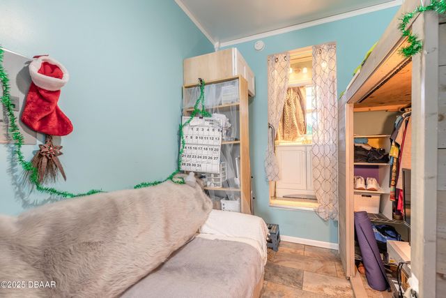 1051 Green Acres Circle N, South Daytona, FL 32119