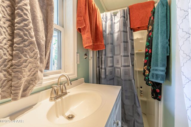 1051 Green Acres Circle N, South Daytona, FL 32119