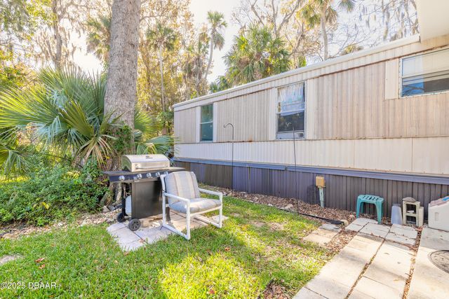 1051 Green Acres Circle N, South Daytona, FL 32119