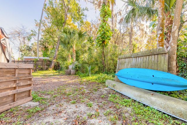 1051 Green Acres Circle N, South Daytona, FL 32119