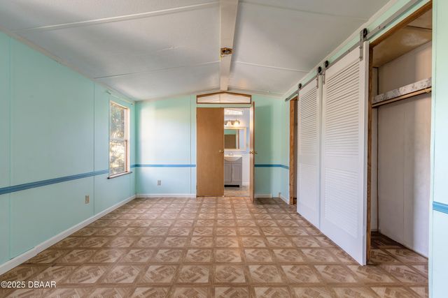 1051 Green Acres Circle N, South Daytona, FL 32119