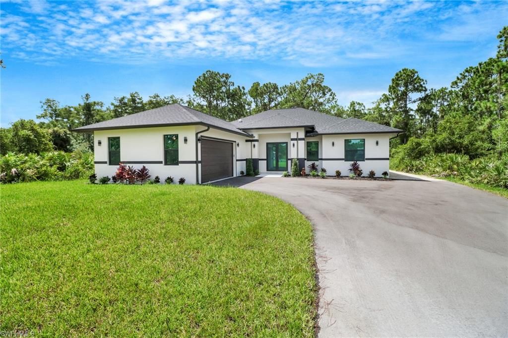 3520 27th AVE NE, NAPLES, FL 34120 — exterior