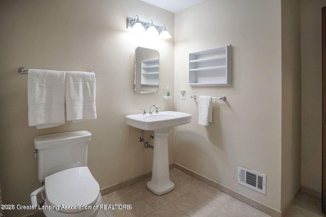 6209 Cobblers Drive, East Lansing, MI 48823